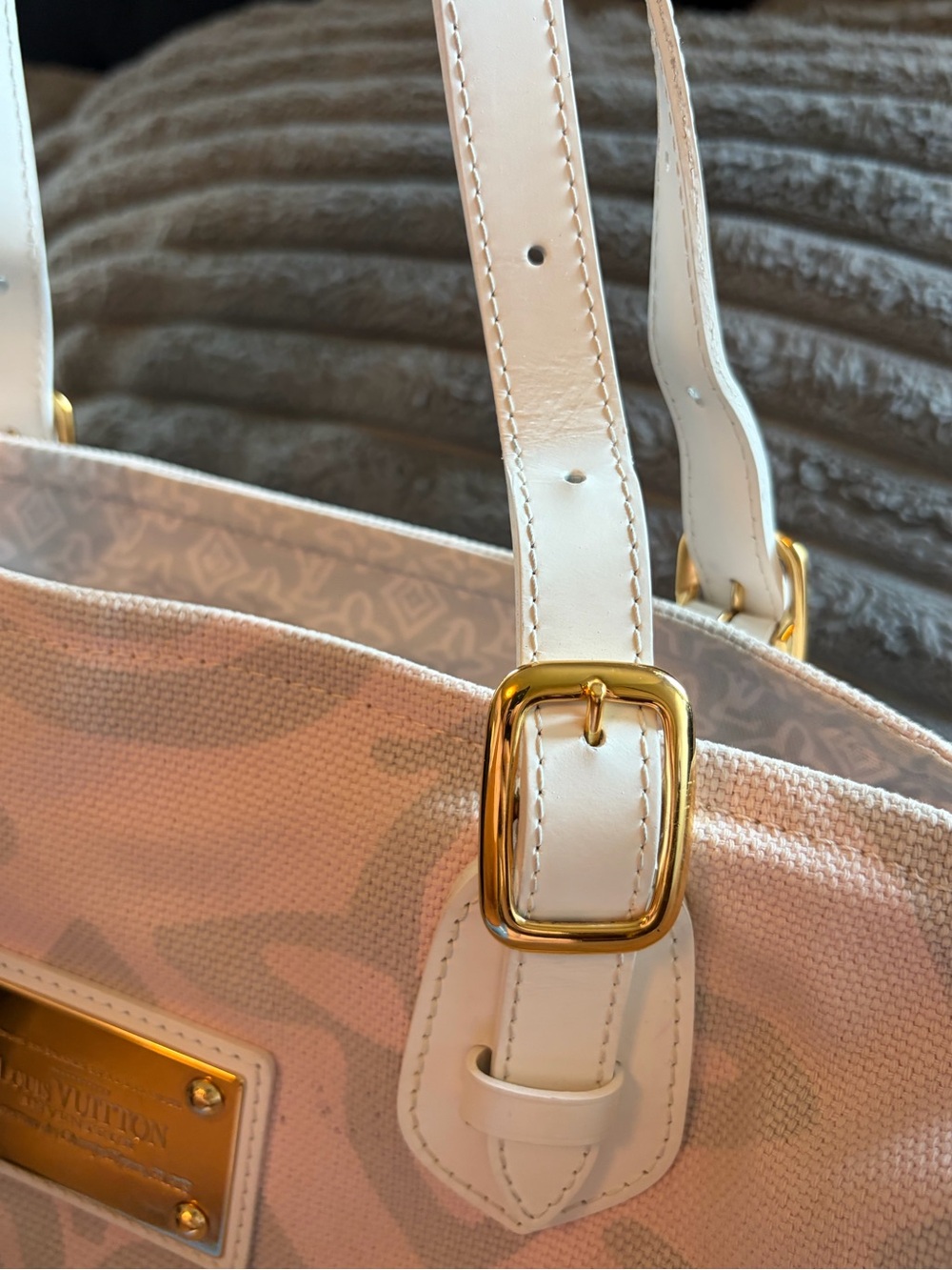 AUTHENTIC Louis Vuitton Cabas Tahitienne Monogram PM Tote - Picture 9 of 16